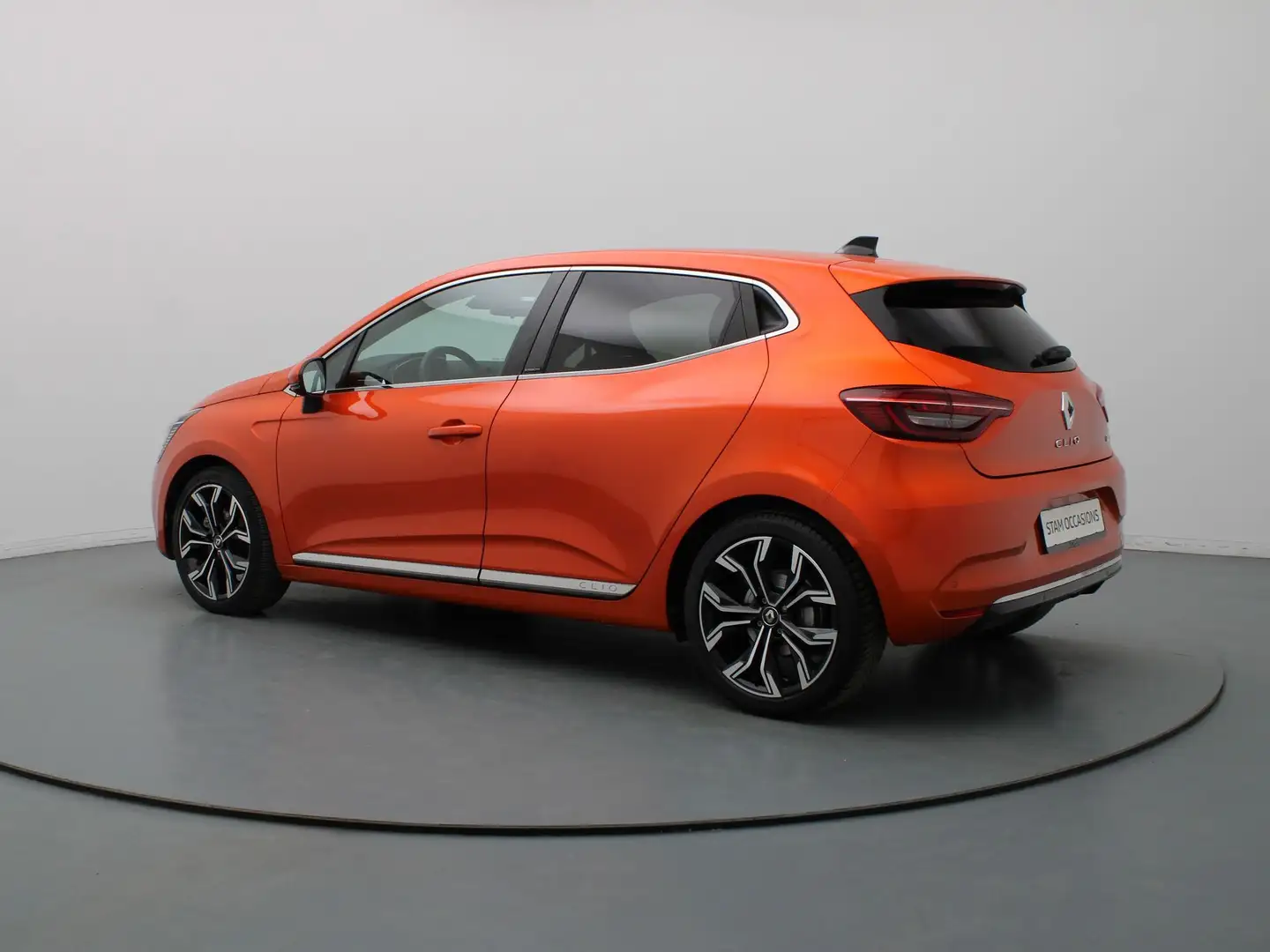 Renault Clio E-Tech Hybrid 140pk Intens Automaat Camera | Cruis Oranje - 2
