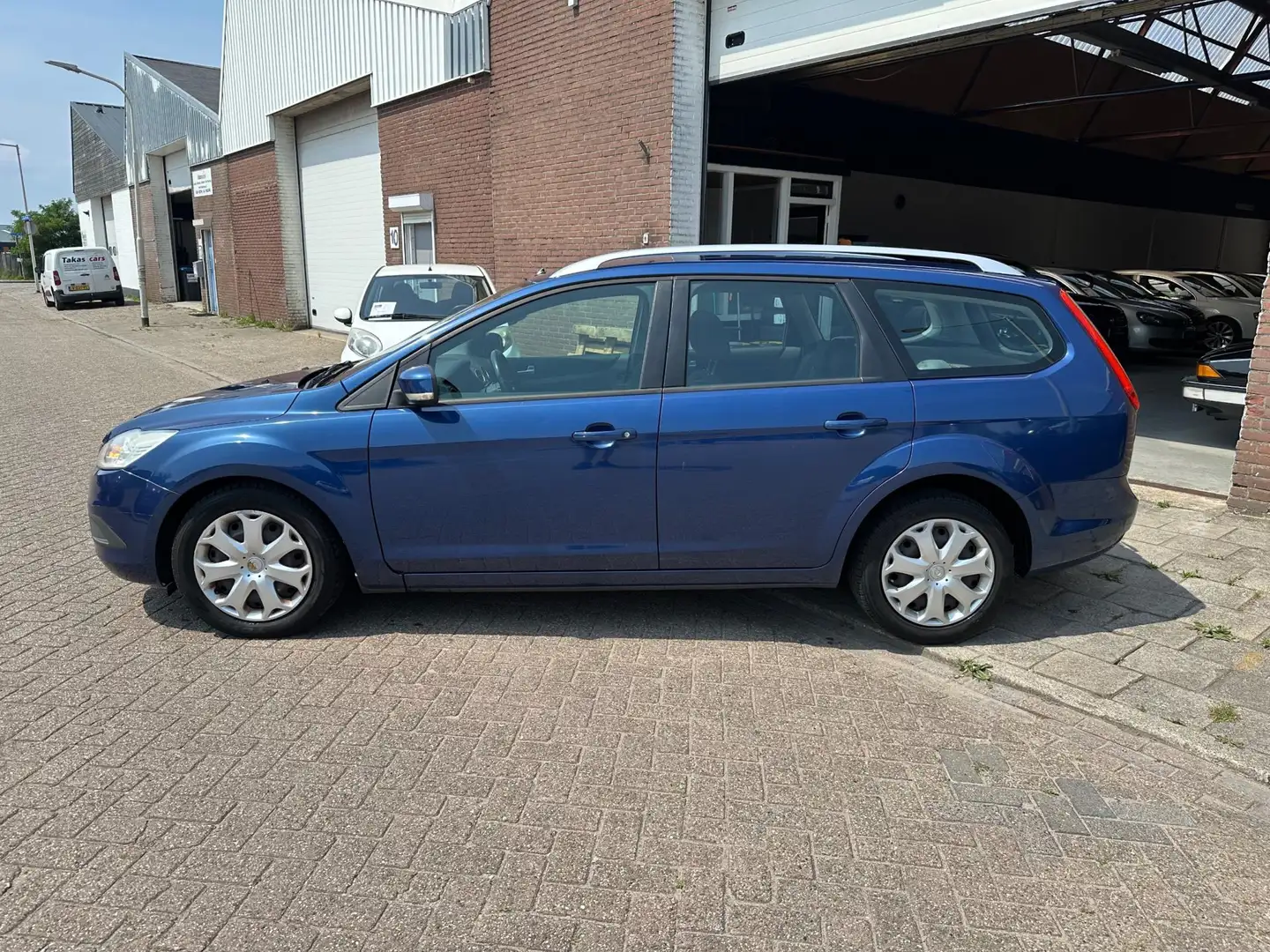 Ford Focus Wagon 1.6 Trend | Airco | Cruisecontrol | Jaar APK Blauw - 2