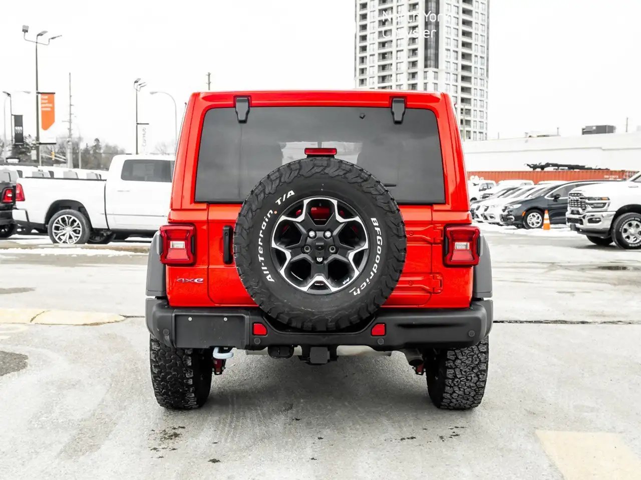 Jeep Wrangler снимка Jeep Wrangler