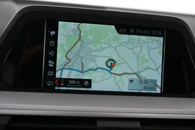 BMW X3 view 22