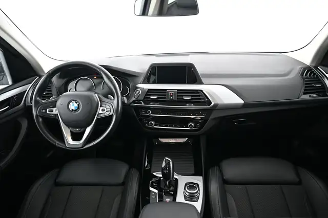 BMW X3 view 17