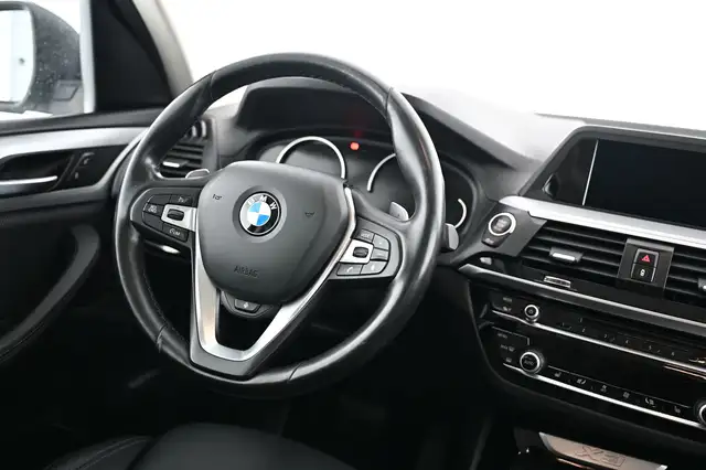 BMW X3 view 20