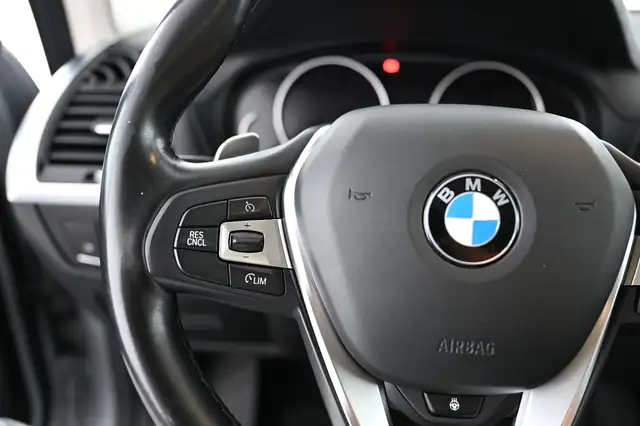 BMW X3 view 28