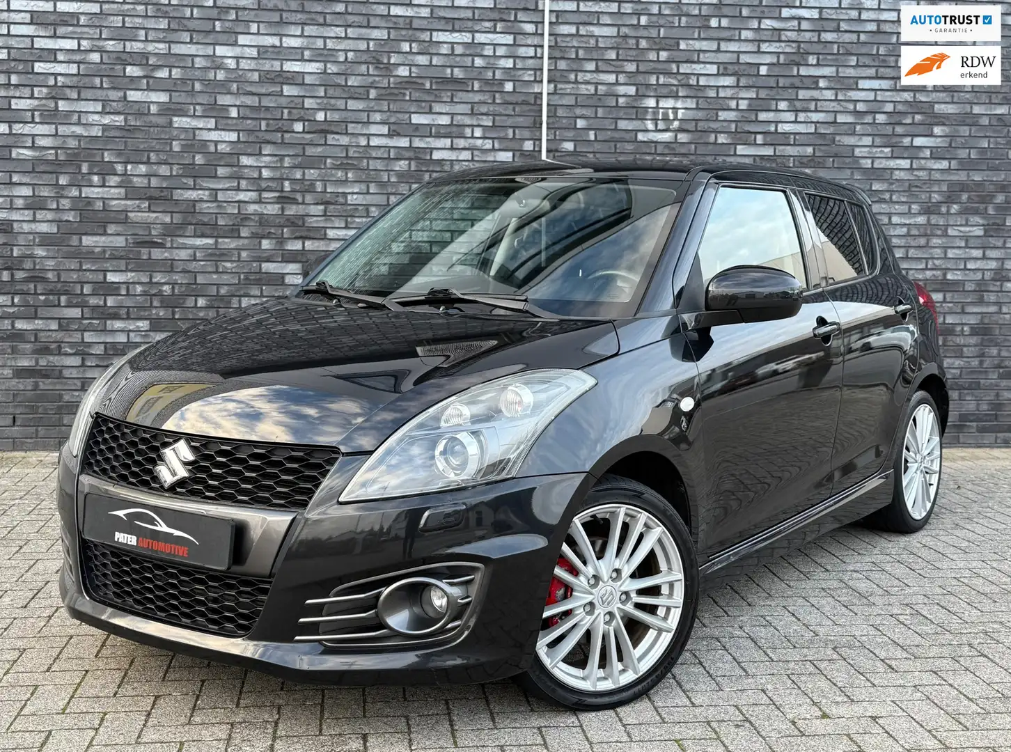Suzuki Swift 1.6 Sport 136pk|Xenon|Full Keyless|Cruise|Carplay| Schwarz - 1