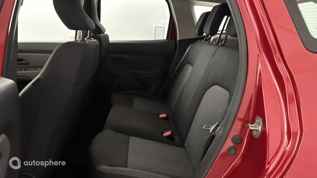 Dacia Duster — photo 13