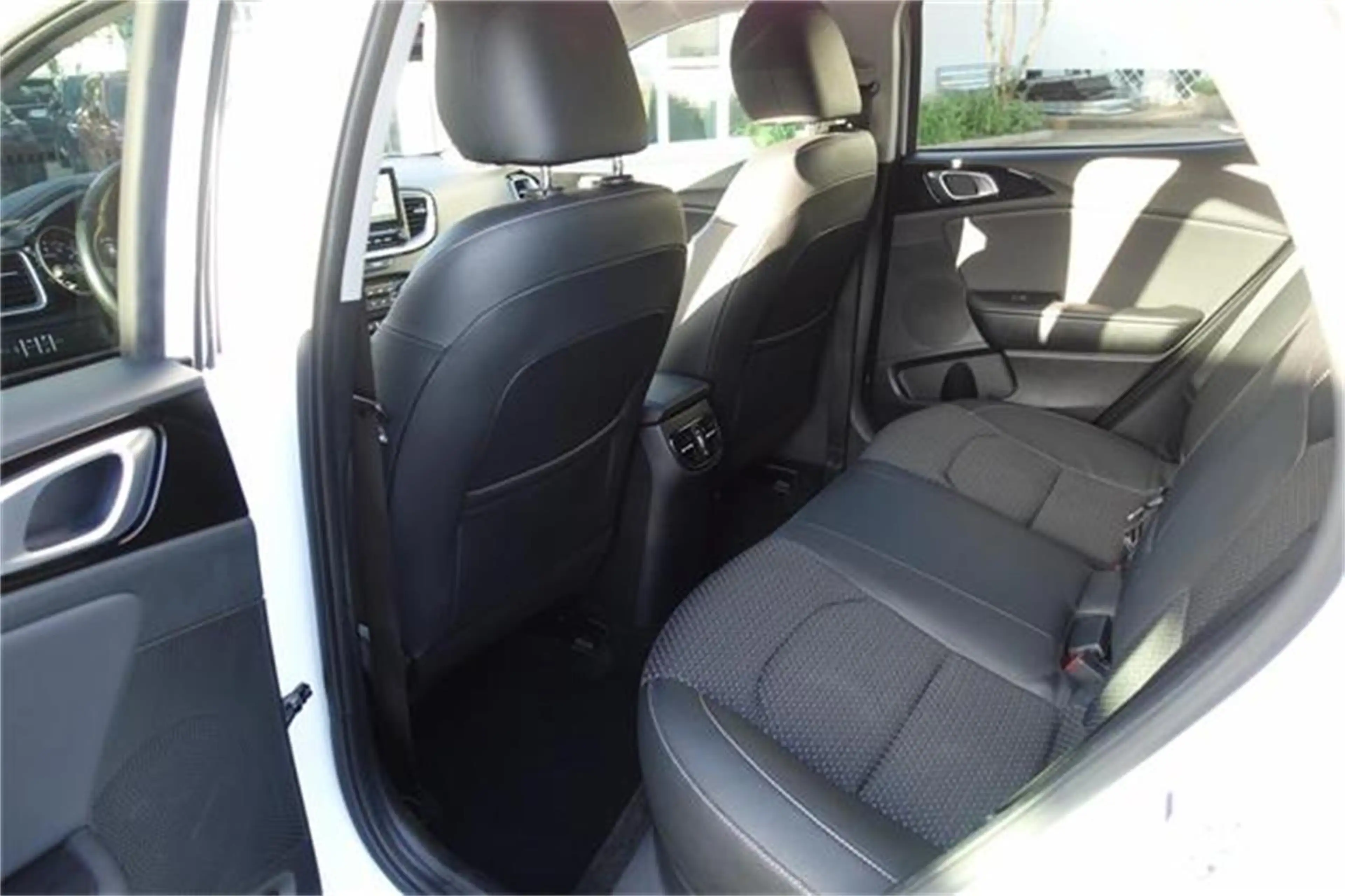 Kia XCeed Xceed 1,5 TGDI GPF Gold — photo 7