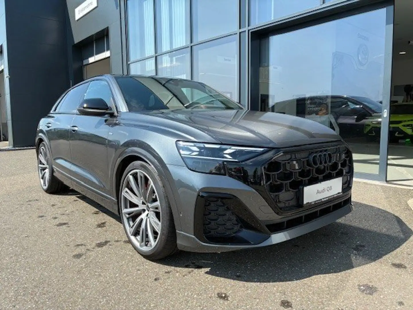 Audi Q8 50 TDI quattro Grau - 2