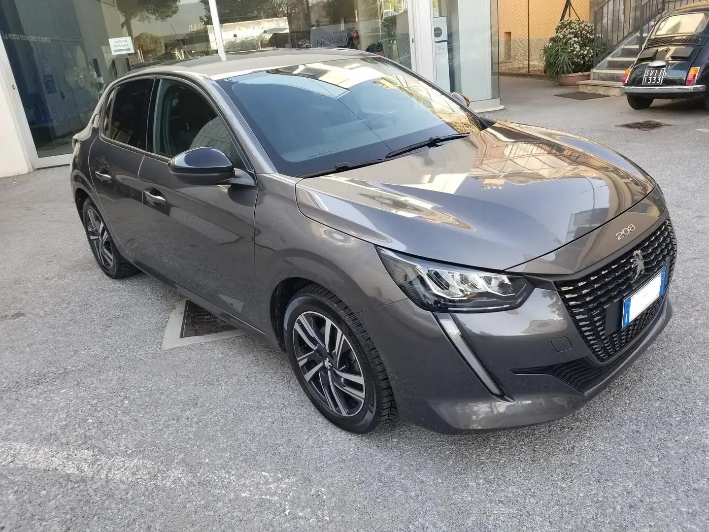 Peugeot 208 208 1.5 bluehdi Allure s Grau - 1