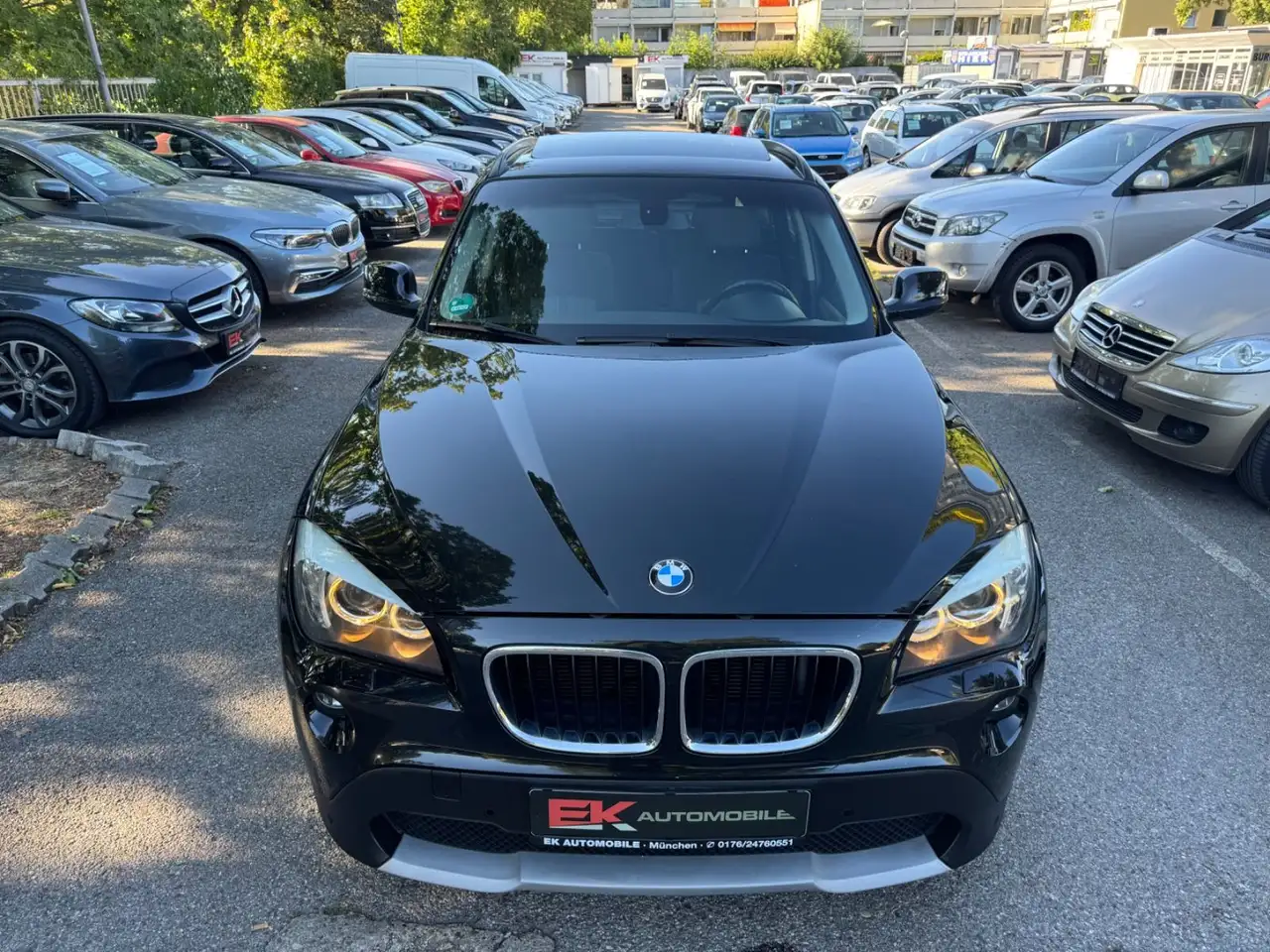 2010 BMW X1 xDrive 20 d Aut Panorama SHZ PDC, photograph 5