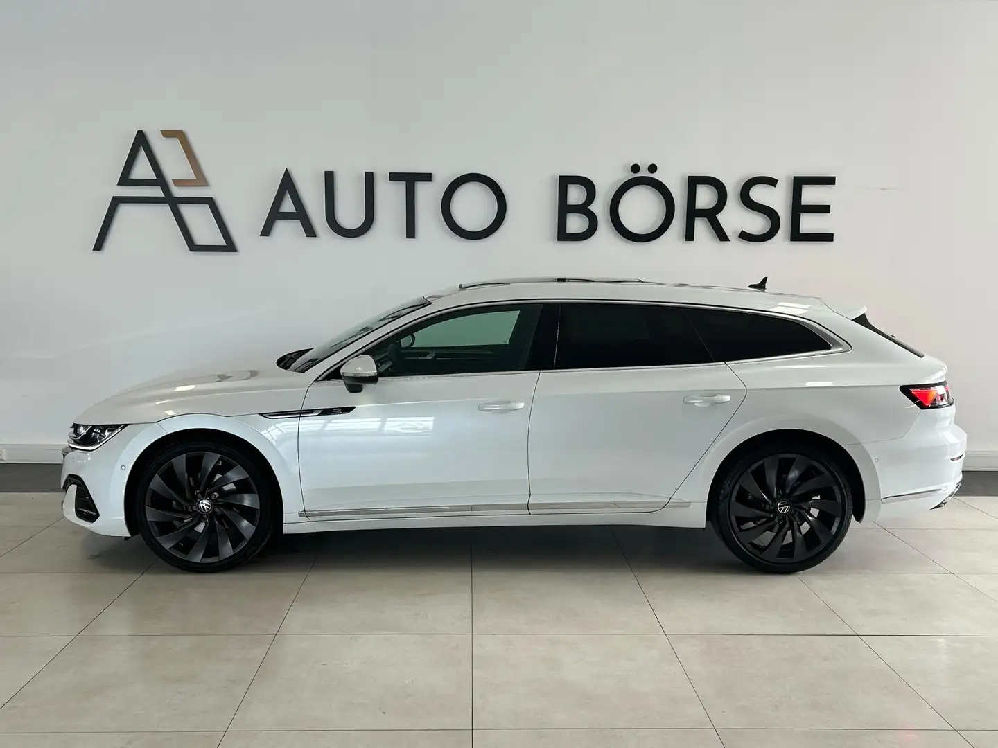 Volkswagen Arteon SHOOTING BRAKE R Line*PANO*ViCo*CAM*LED Weiß - 2