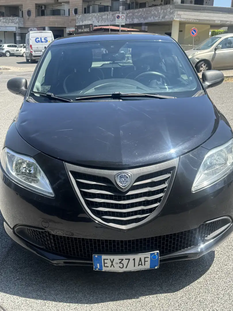 Lancia Ypsilon 1.2 8v Elle - 1