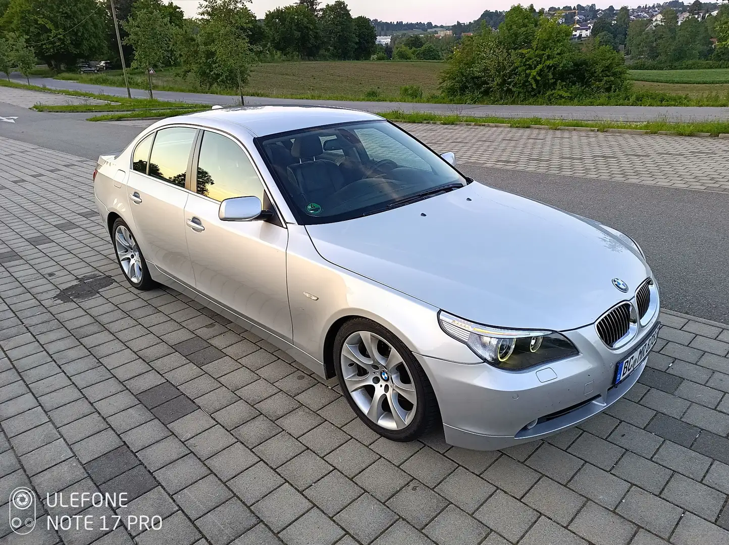 BMW 530 530i - 2