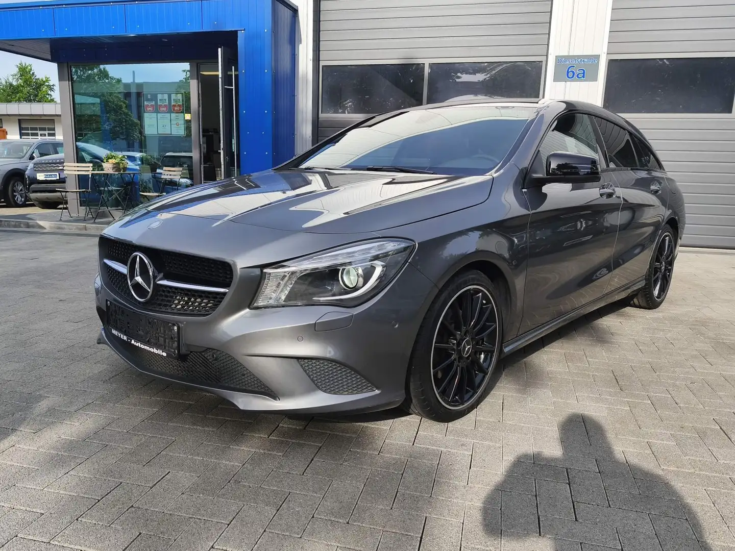 Mercedes-Benz CLA 200 Bi-Xenon/Navi/AHK/SHZ/Blu Grau - 1