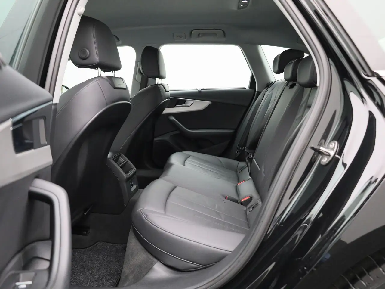 Audi A4 Avant 2.0 35 TDi 120kW S tronic LEDER NAVI ZET, миниатюра 12