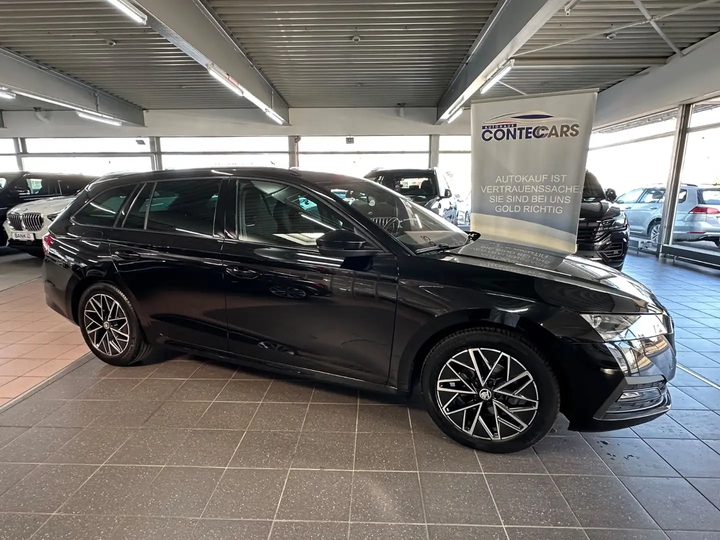 Skoda Octavia Combi 2.0 TDI Style Sport+Reise+Columbus Schwarz - 1