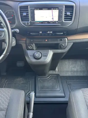 Toyota Proace view 14