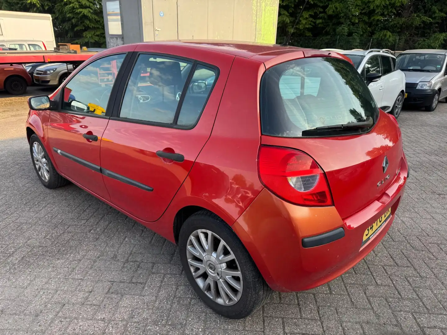 Renault Clio 1.6-16V Exception Airco Export Rood - 2