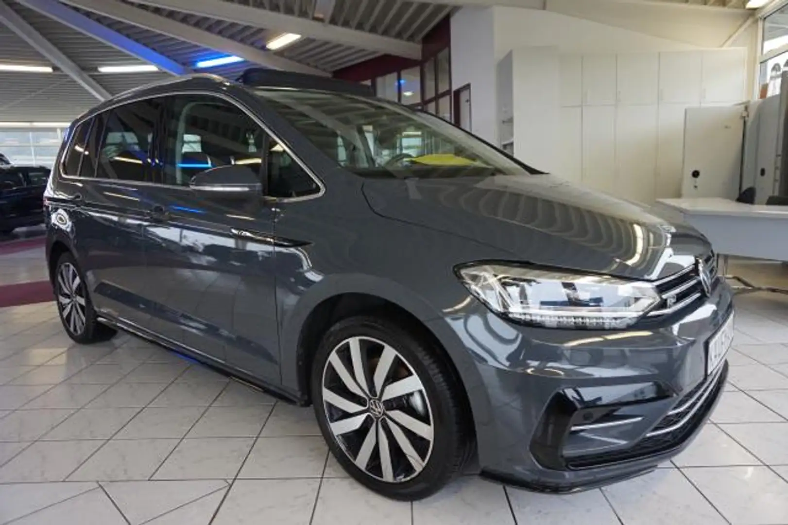 Volkswagen Touran TOURAN 1,5 TSI DSG R-LINE PANO AHK 7S ACC KAMERA Grau - 2