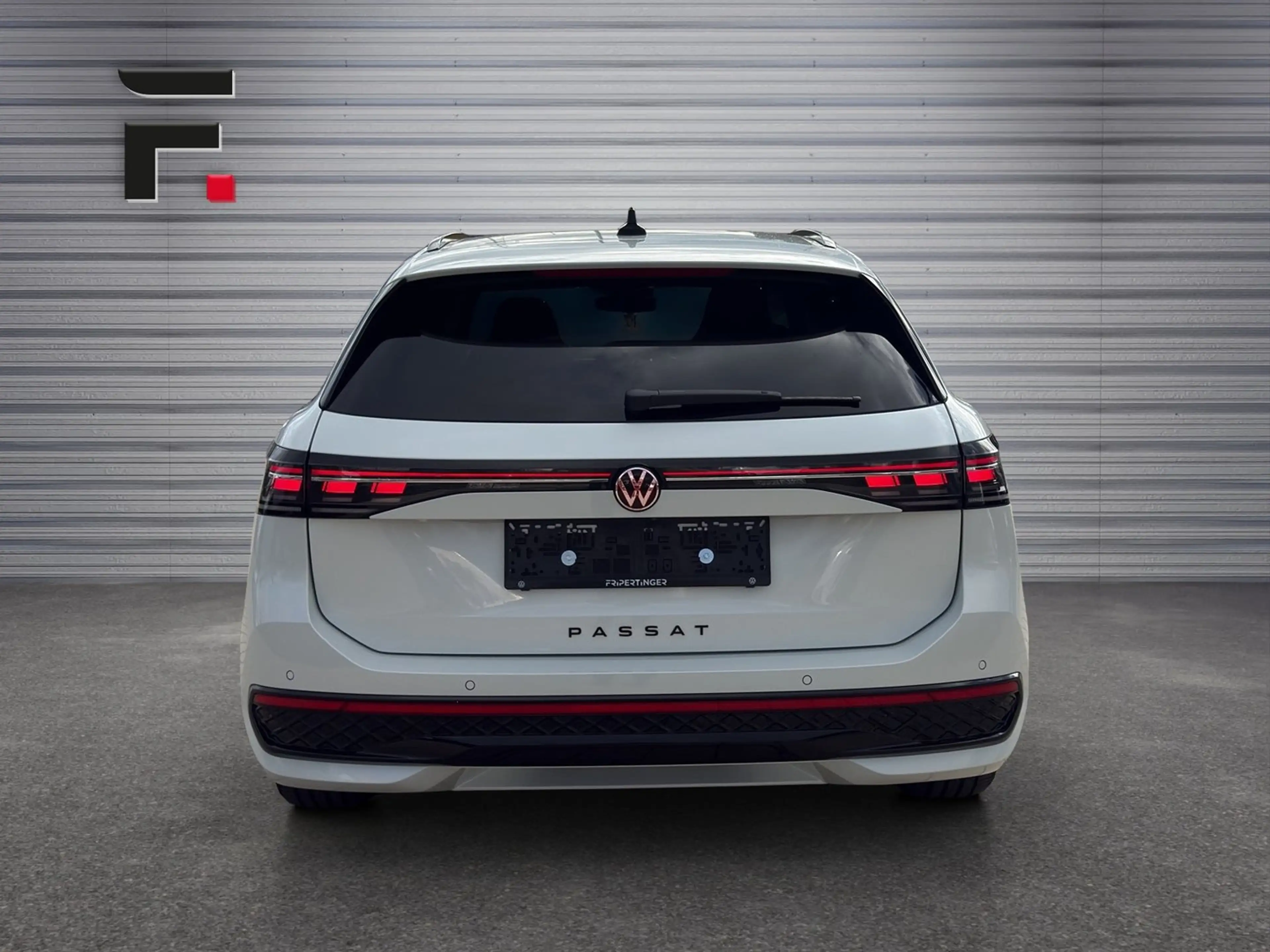 Volkswagen Passat Variant Sport eHybrid 150kW — photo 5