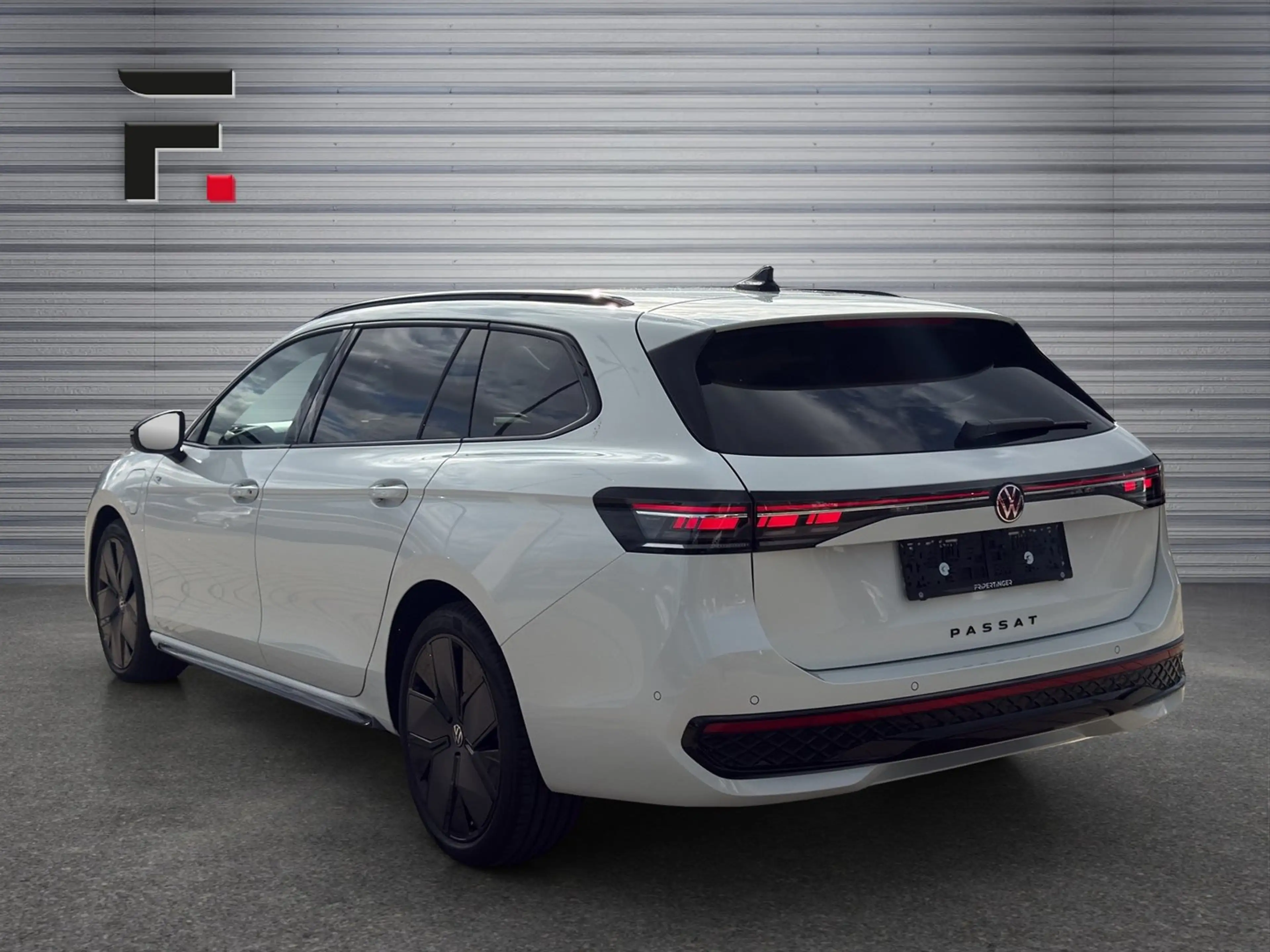 Volkswagen Passat Variant Sport eHybrid 150kW — photo 6