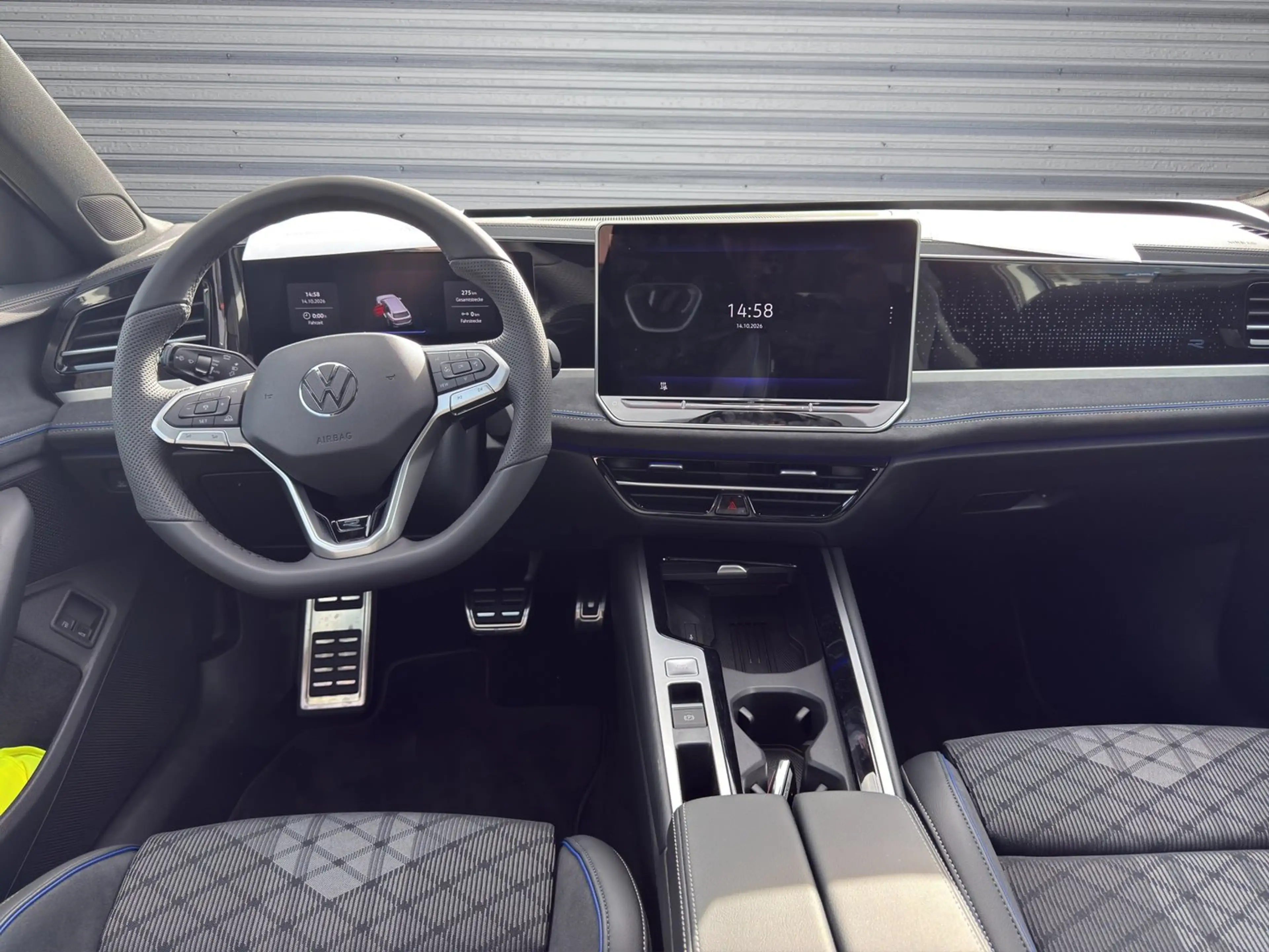 Volkswagen Passat Variant Sport eHybrid 150kW — photo 10