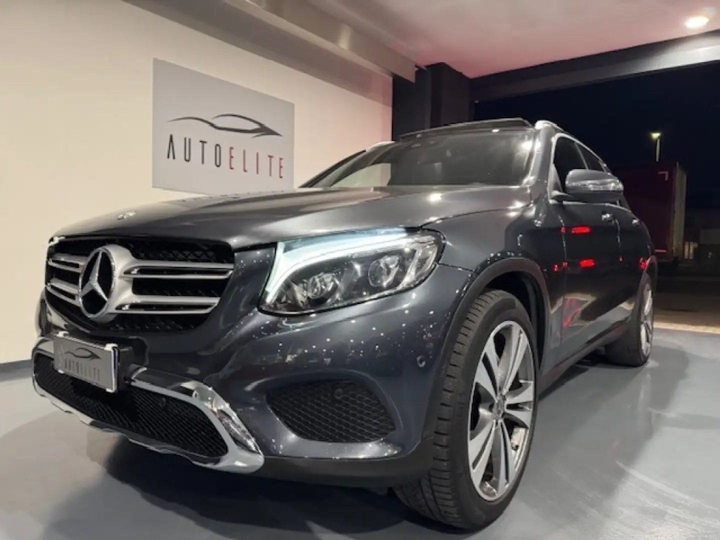Mercedes-Benz GLC 220 d 4Matic Exclusive TETTO APRIBILE Grigio - 1