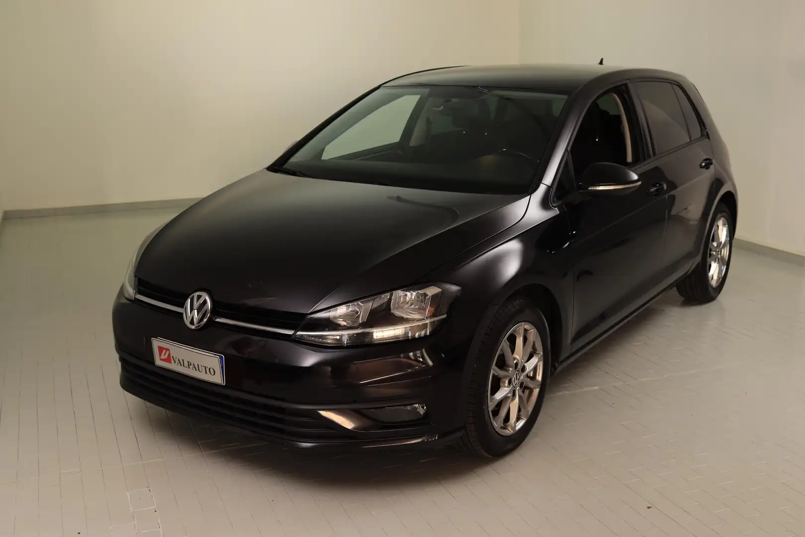 Volkswagen Golf Golf 5p 1.6 tdi Trendline 90cv Nero - 1