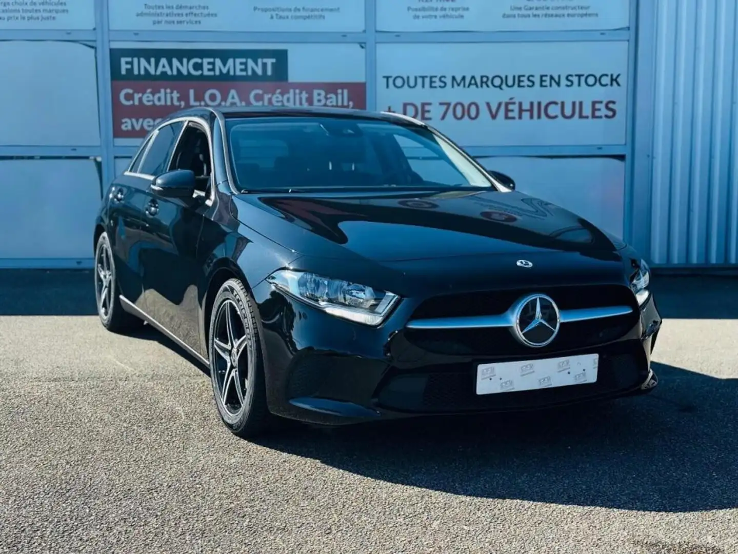 Mercedes-Benz Business Line 200d BV 8G-DCT + Intégration smartphone Schwarz - 1