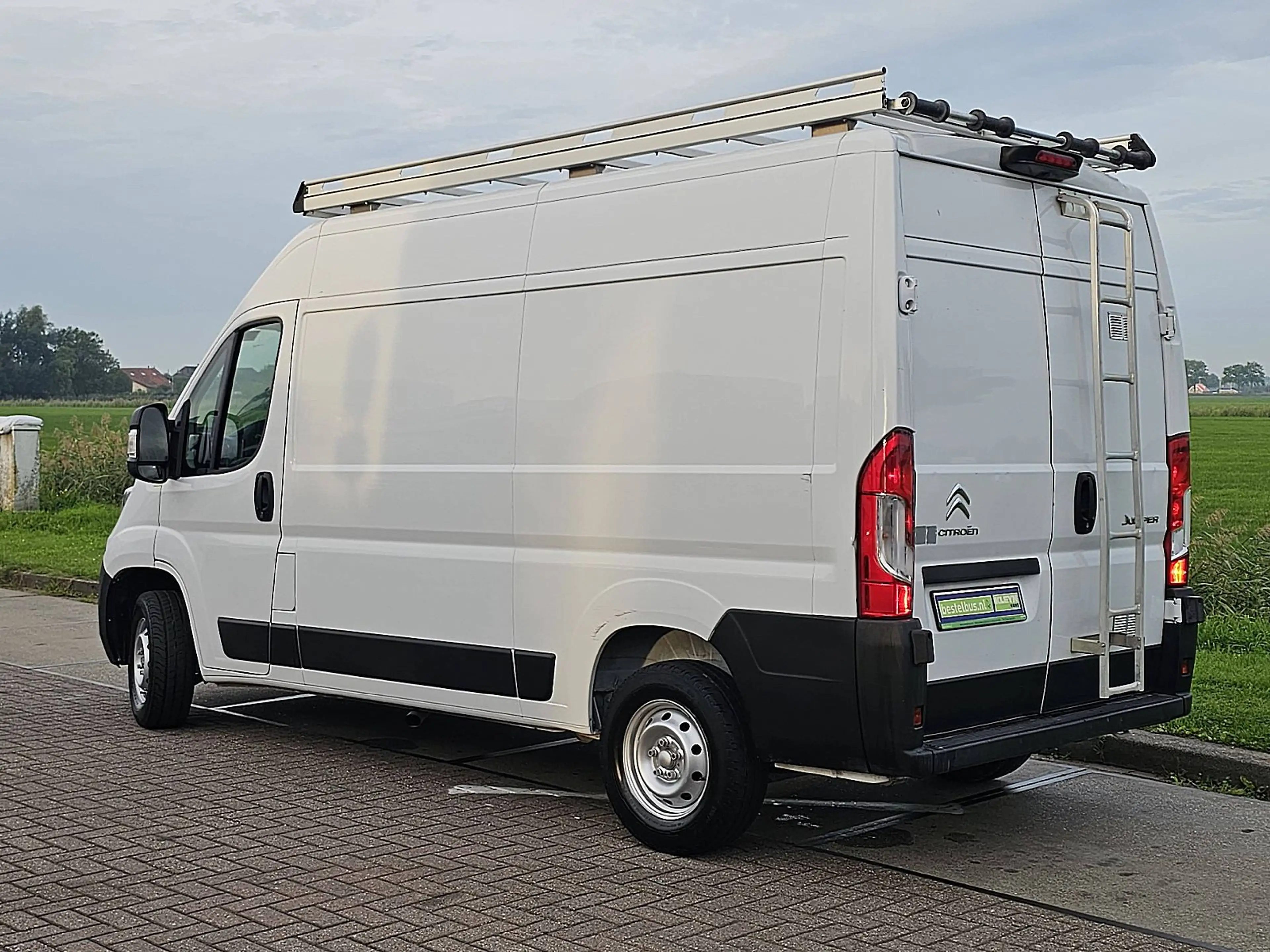 Citroen Jumper 2.2 BHDI 120 L2H2 — photo 6
