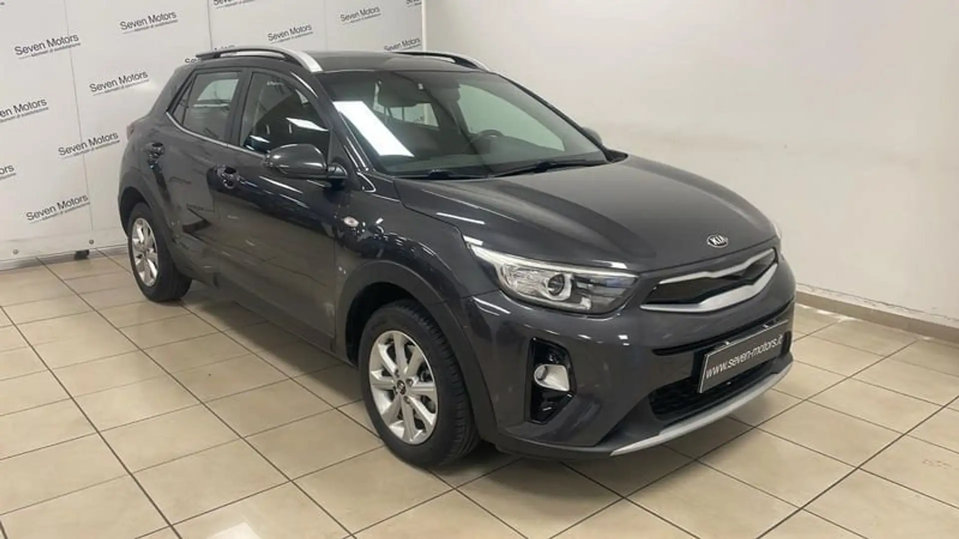 Kia Stonic 1.4 MPI 100CV EcoGPL Style Grigio - 1