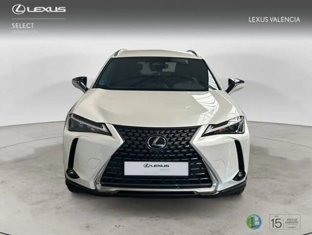 Lexus UX 2026