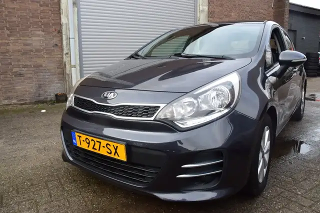 Kia Rio 1.4 CVVT DynamicLine hele mooie nette kia automaat