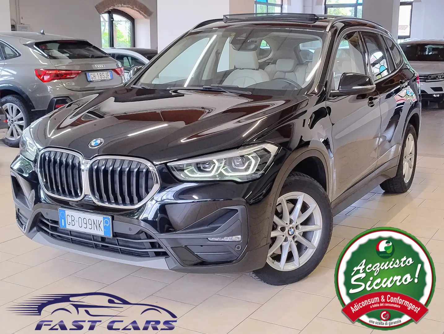 BMW X1 sdrive18d ADVANTAGE auto TETTO PELLE ACC LANE LED Nero - 1