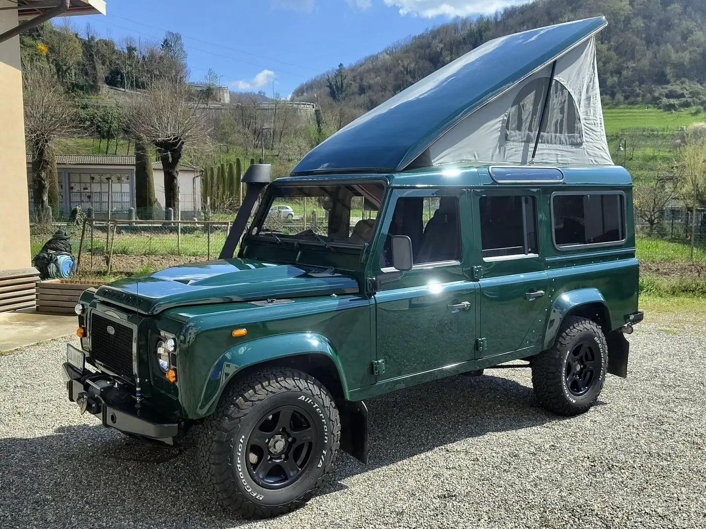 Land Rover Defender Defender 110 2.4 td E SW Verde - 1