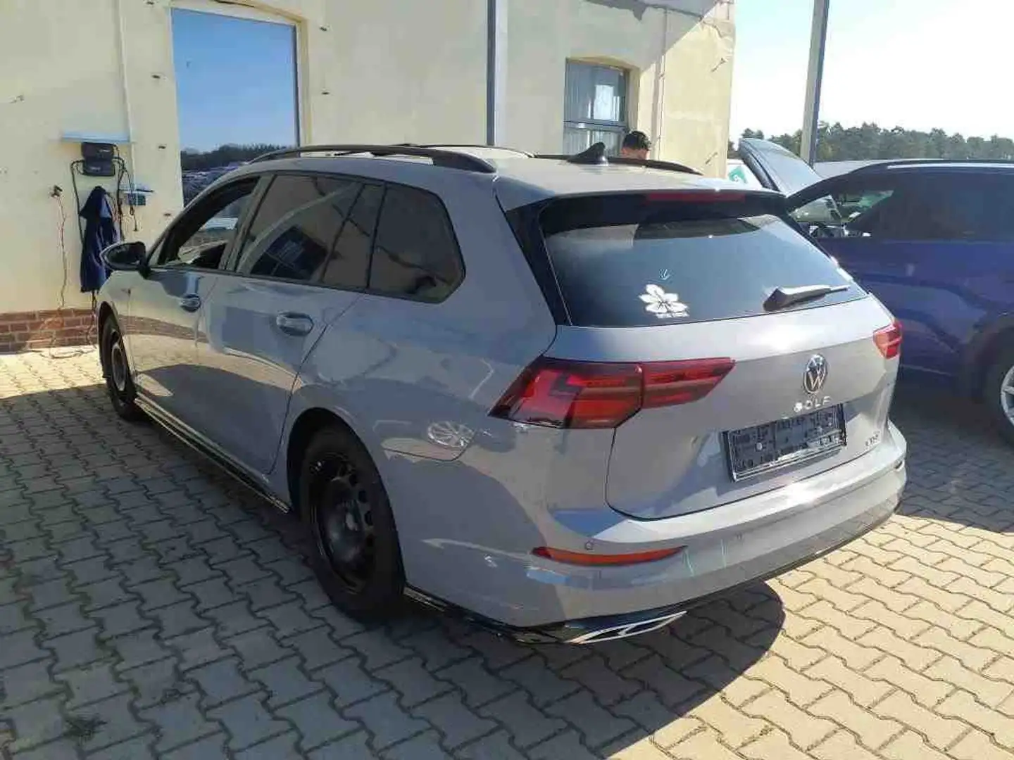 Volkswagen Golf Variant 1.5 eTSI R-Line *18Zoll*Matrix*KAMERA*KEYLESS*ACC* Gris - 2