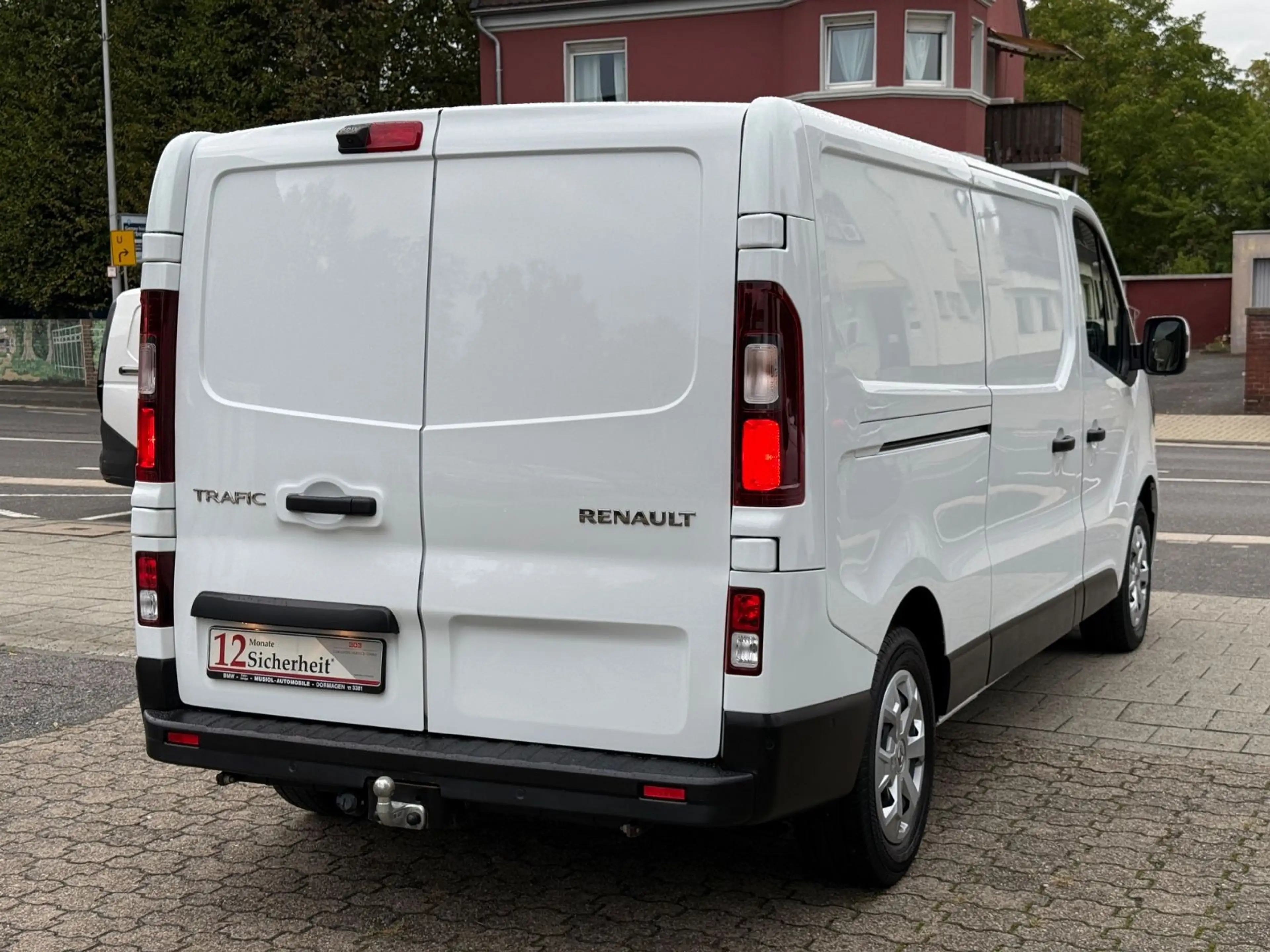 Renault Trafic Blue dCi 130 *Navi*AHK*LED*Klima*Tempomat — photo 6