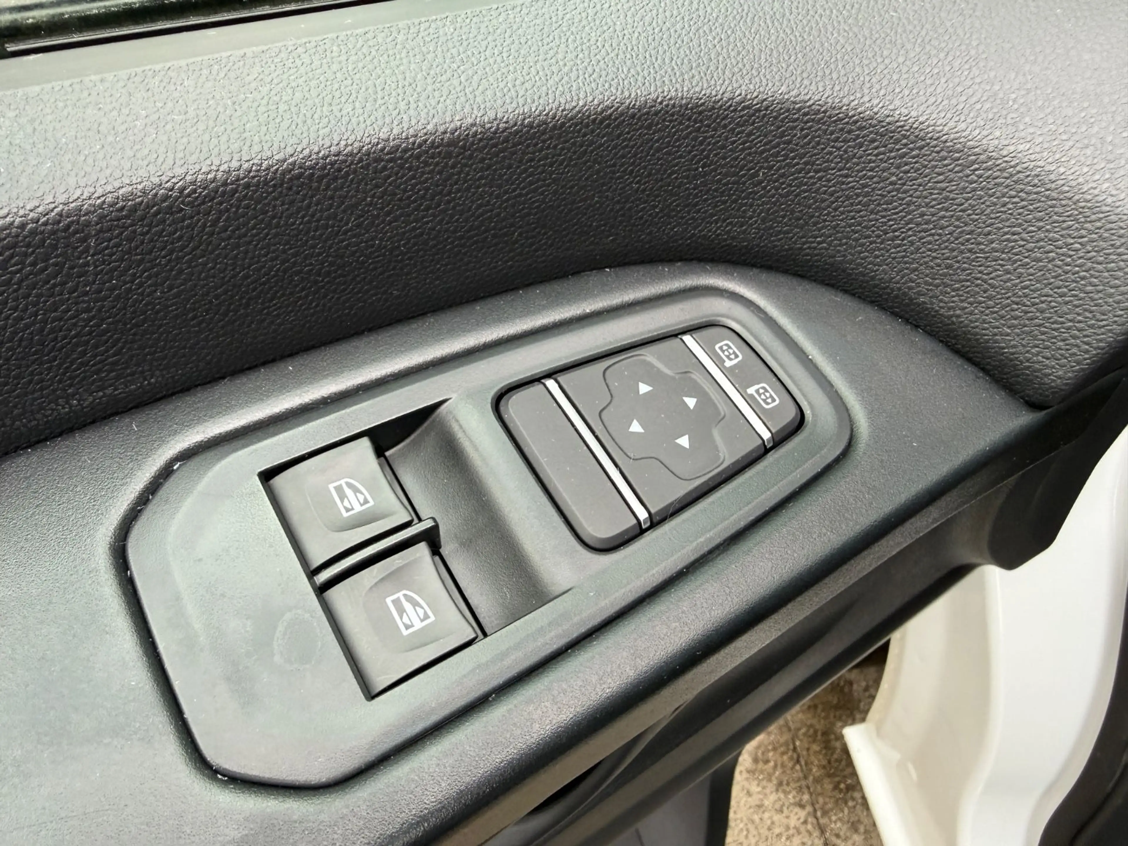 Renault Trafic Blue dCi 130 *Navi*AHK*LED*Klima*Tempomat — photo 9