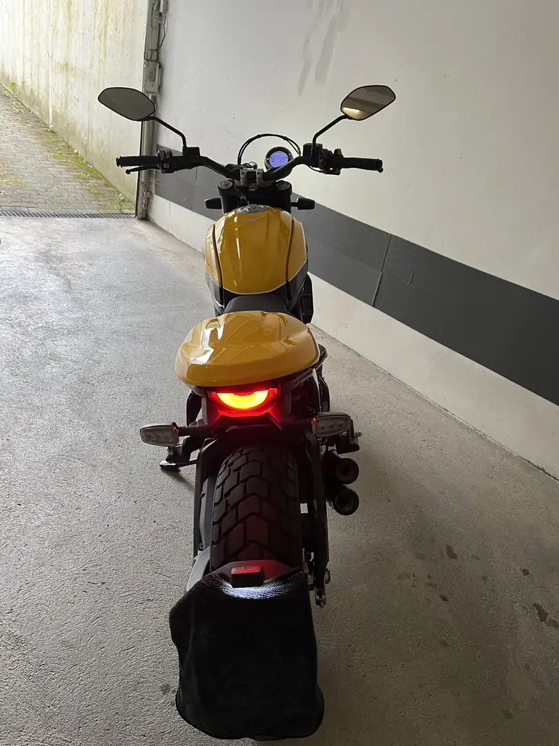Ducati Scrambler Full Throttle - 2