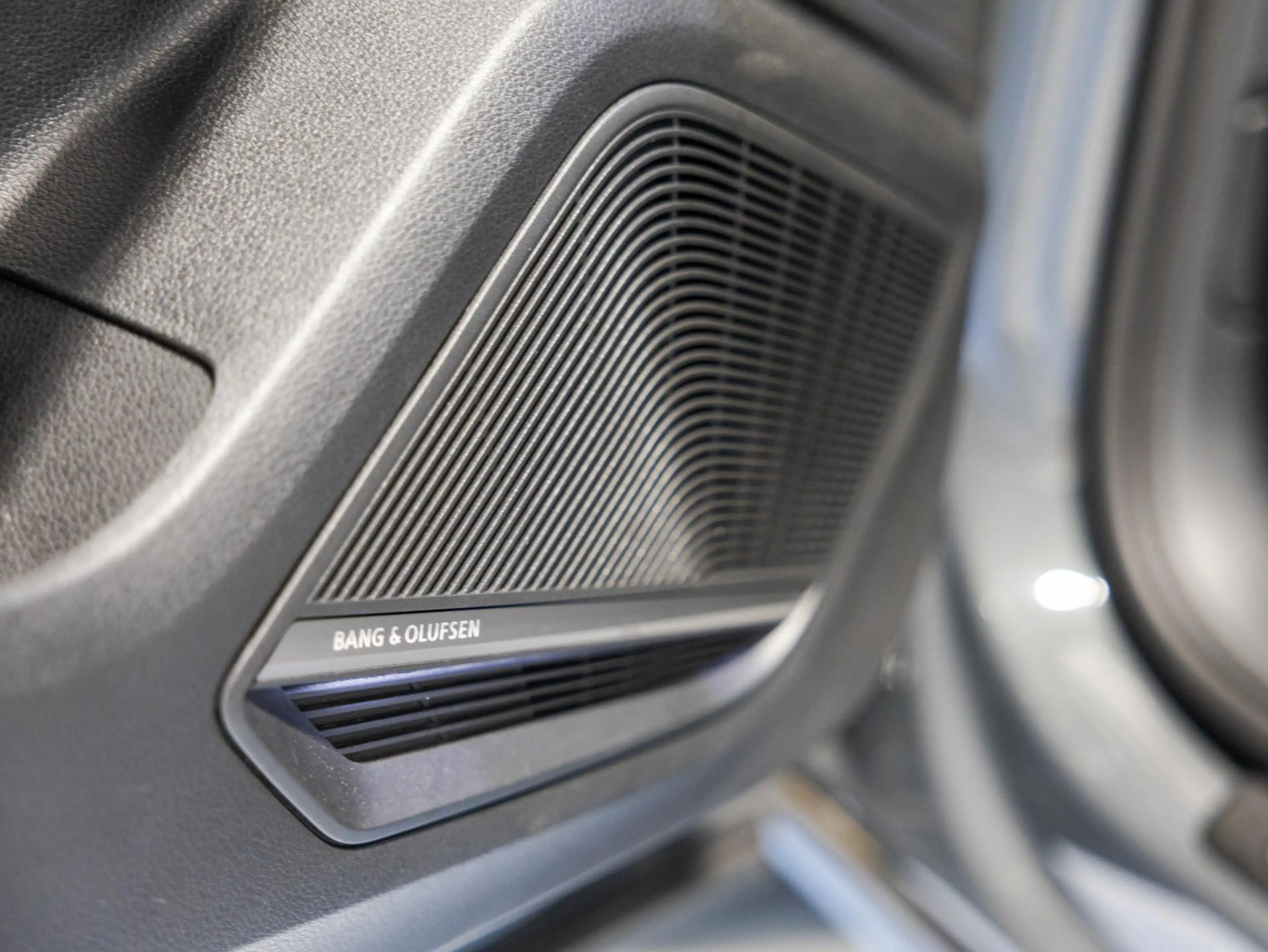 Audi Q2 1.4 TFSI CoD Launch Edition 2x S-Line / 150pk / B& — photo 10
