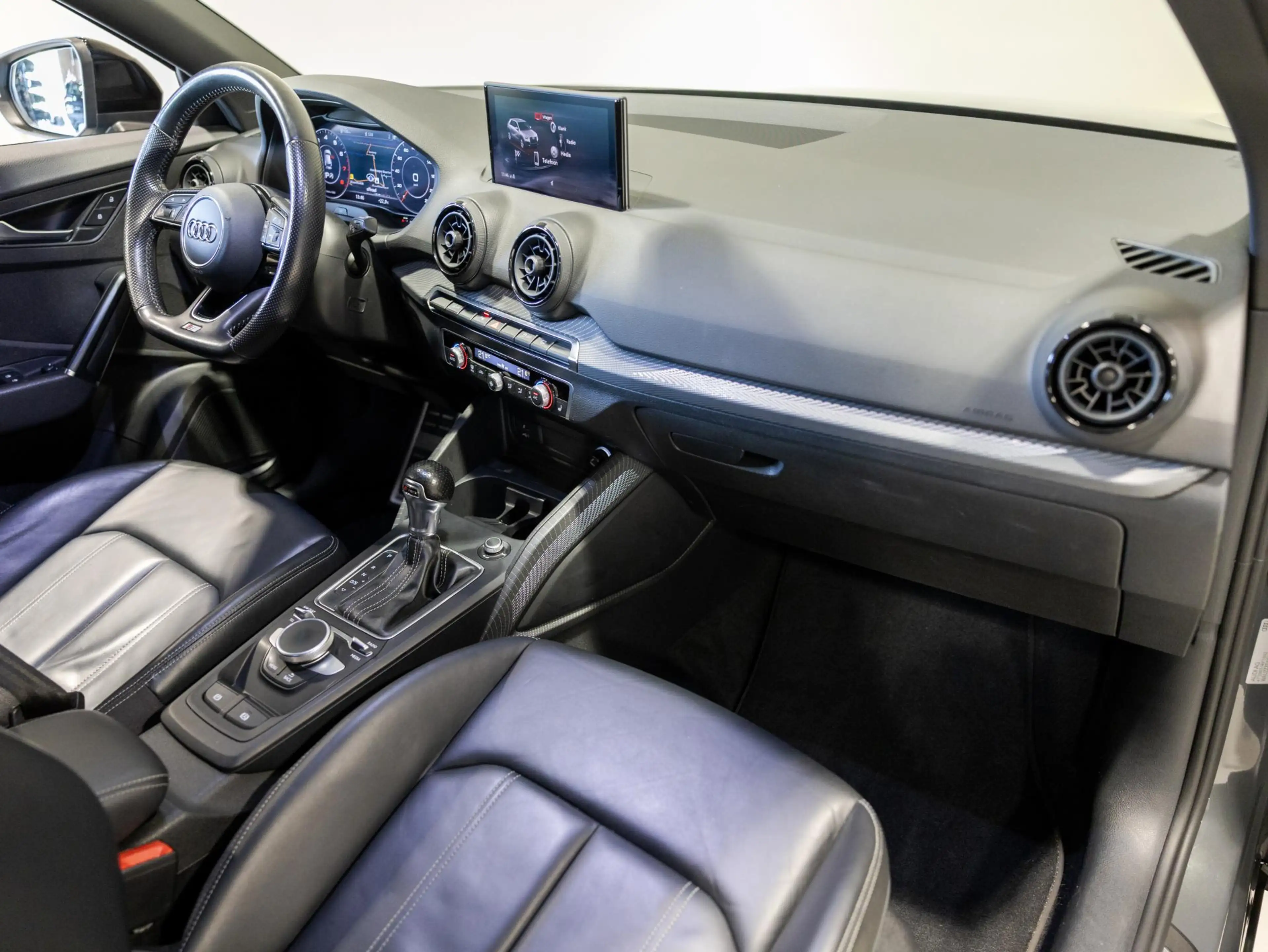 Audi Q2 1.4 TFSI CoD Launch Edition 2x S-Line / 150pk / B& — photo 27