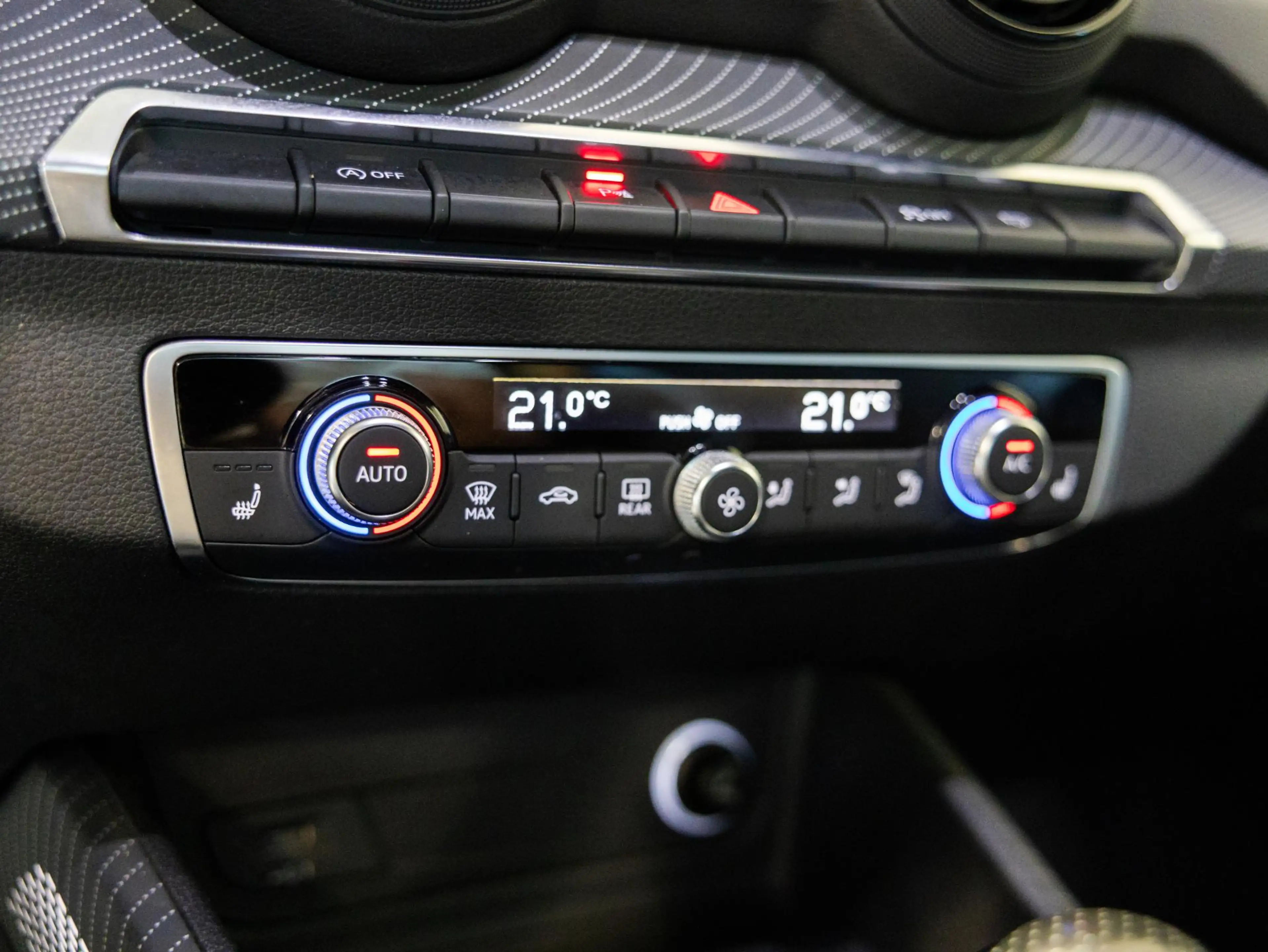 Audi Q2 1.4 TFSI CoD Launch Edition 2x S-Line / 150pk / B& — photo 14