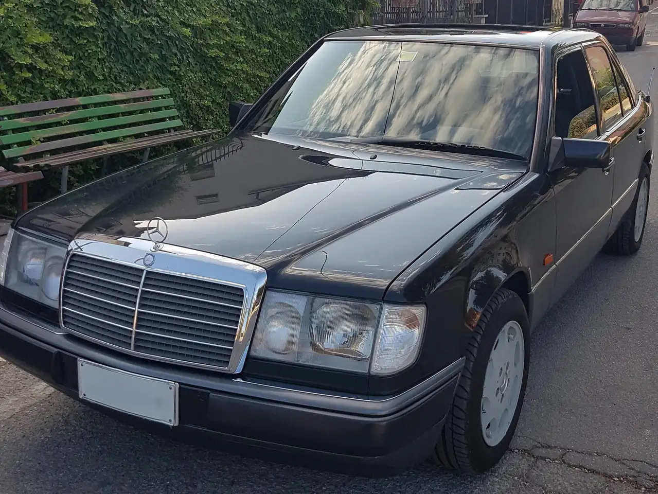 Mercedes-Benz E 200 E (124) 200 E, foto 2