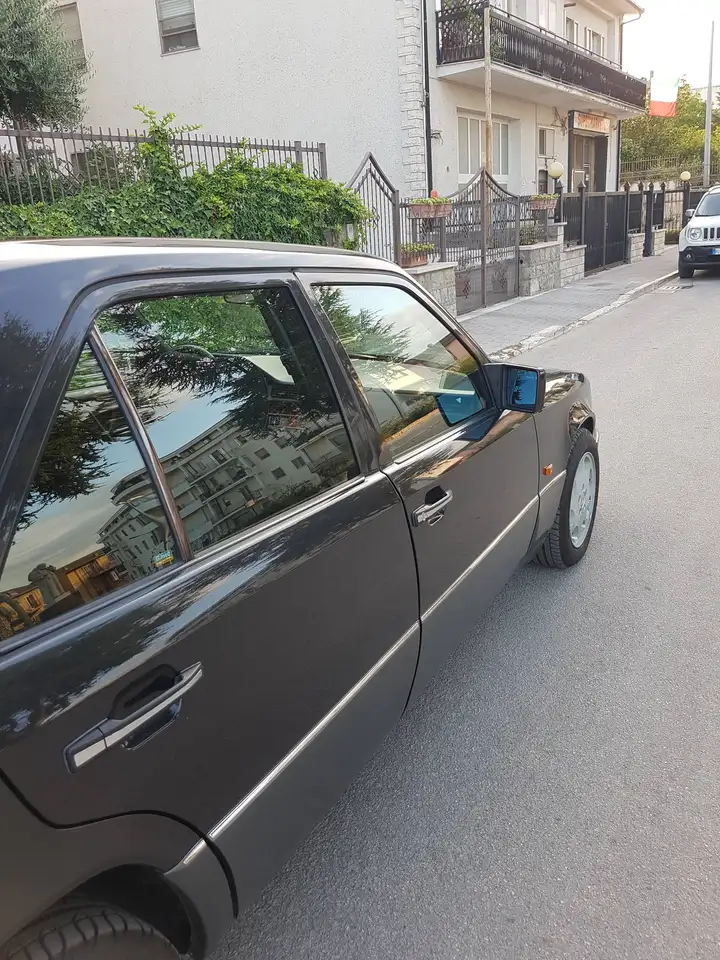 Mercedes-Benz E 200 E (124) 200 E, foto 8