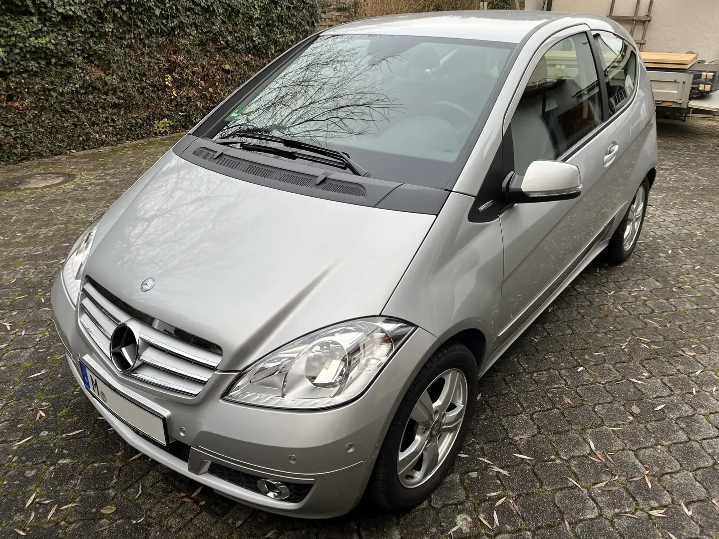 Mercedes-Benz A 180 A 180 (169.332) Silber - 1