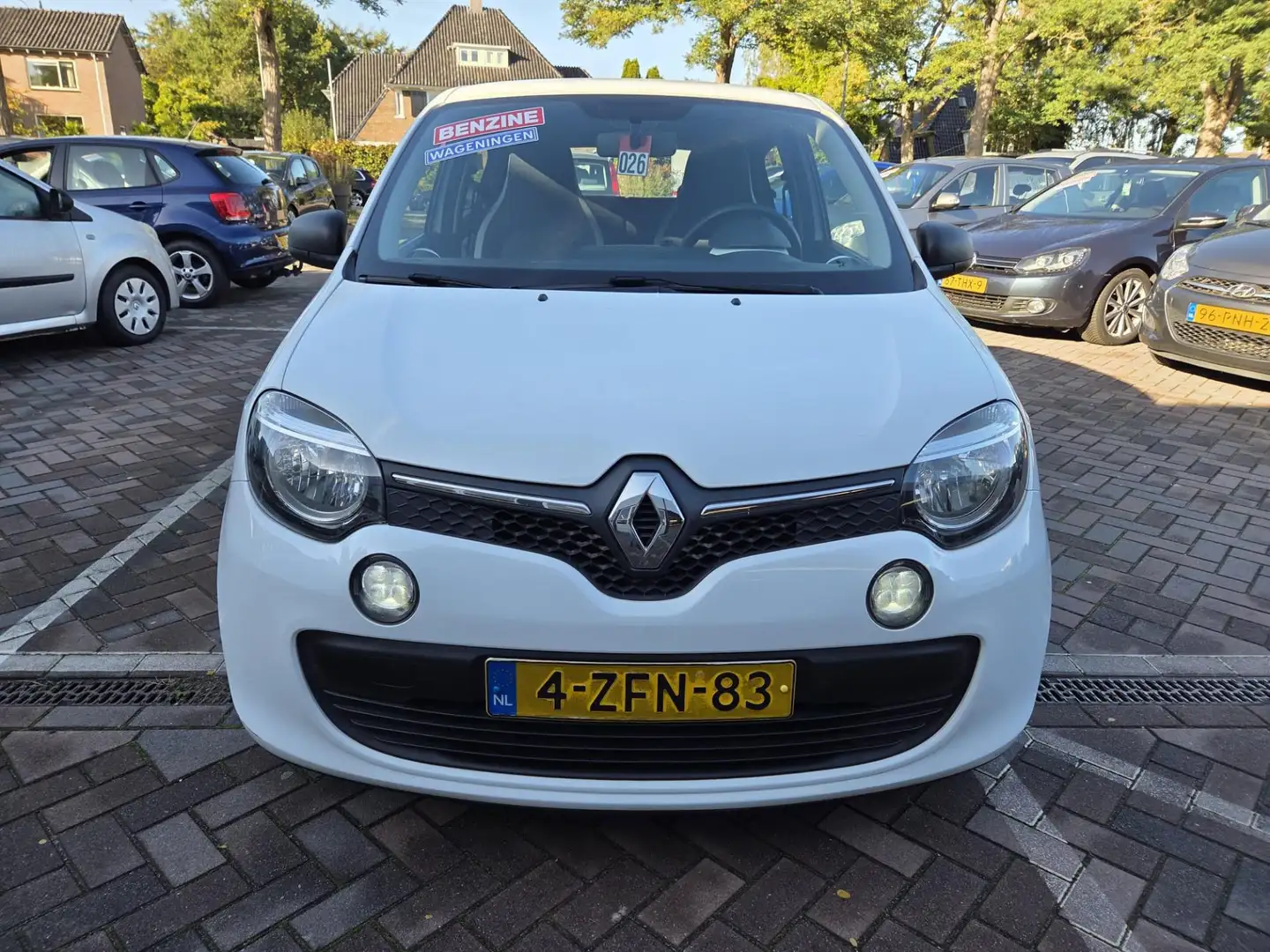 Renault Twingo 1.0 SCe Expression LEUKE AUTO RIJDT EN SCHAKELT GO Wit - 2