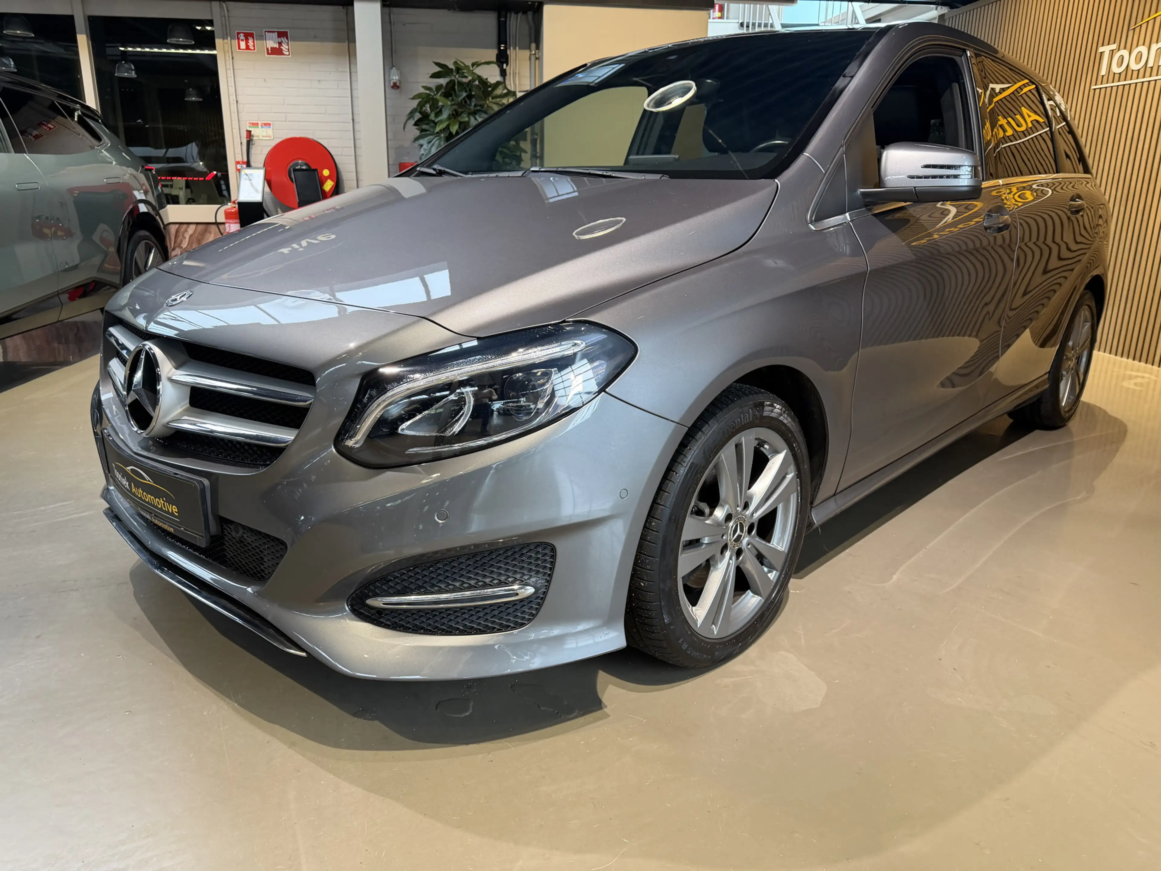 Mercedes-Benz B 180 Ambition | automaat | leder | navigatie origineel — photo 9