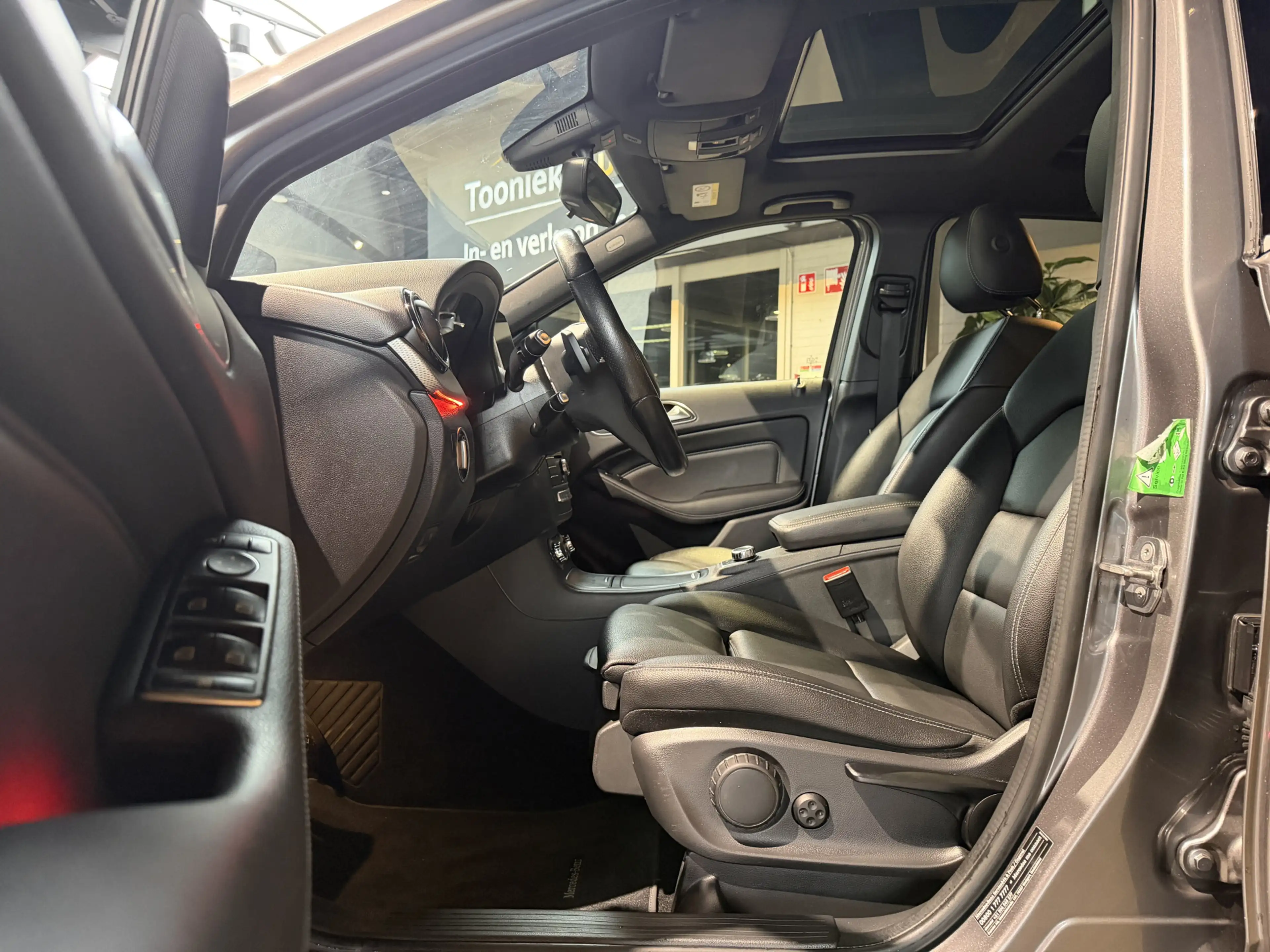 Mercedes-Benz B 180 Ambition | automaat | leder | navigatie origineel — photo 11