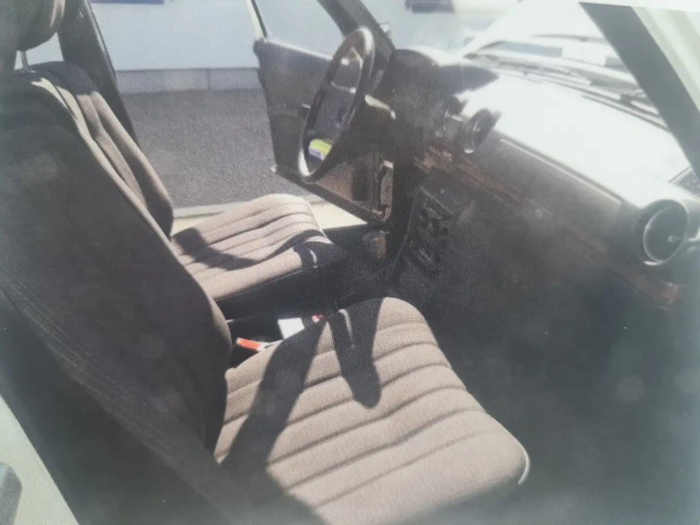Mercedes-Benz 230 230 E Alb - 2