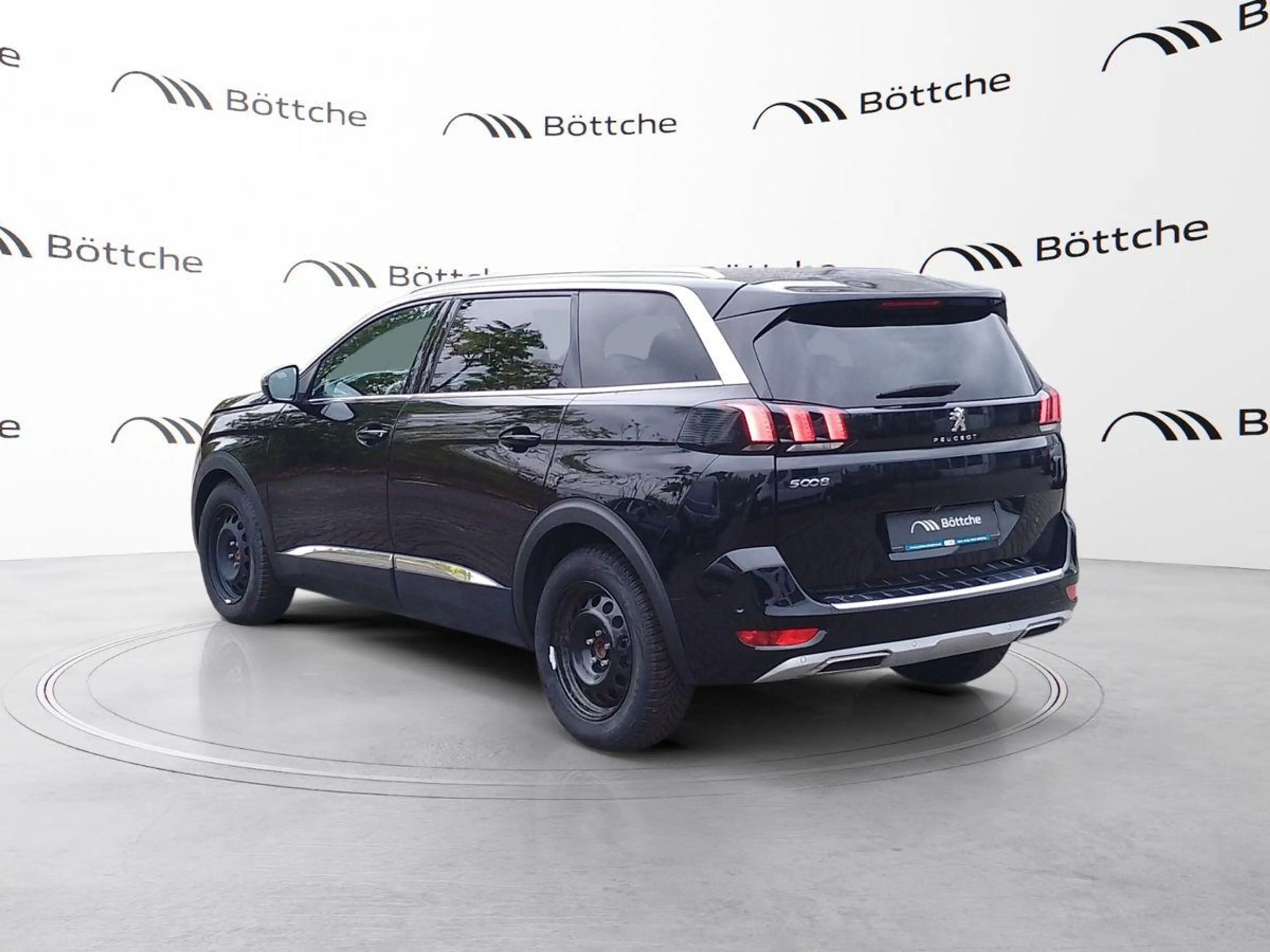 Peugeot 5008 GT 2.0 Blue-HDI FAP Metallic — photo 3