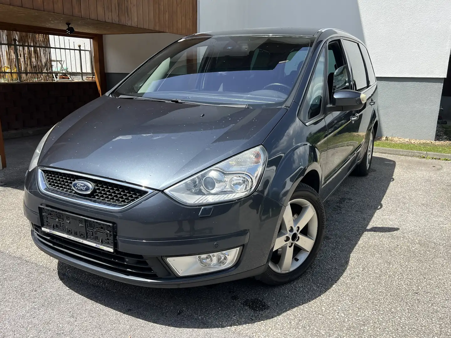 Ford Galaxy 2.0 TDCi DPF Ghia Xenon 7 Sitz 3.Hand ! - 1